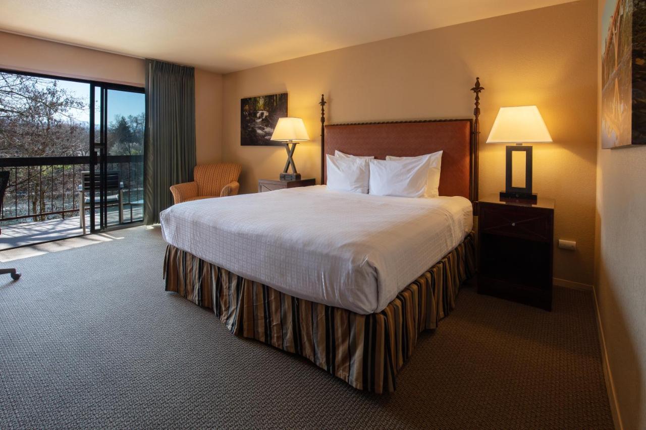Riverside Inn Grants Pass Exterior foto