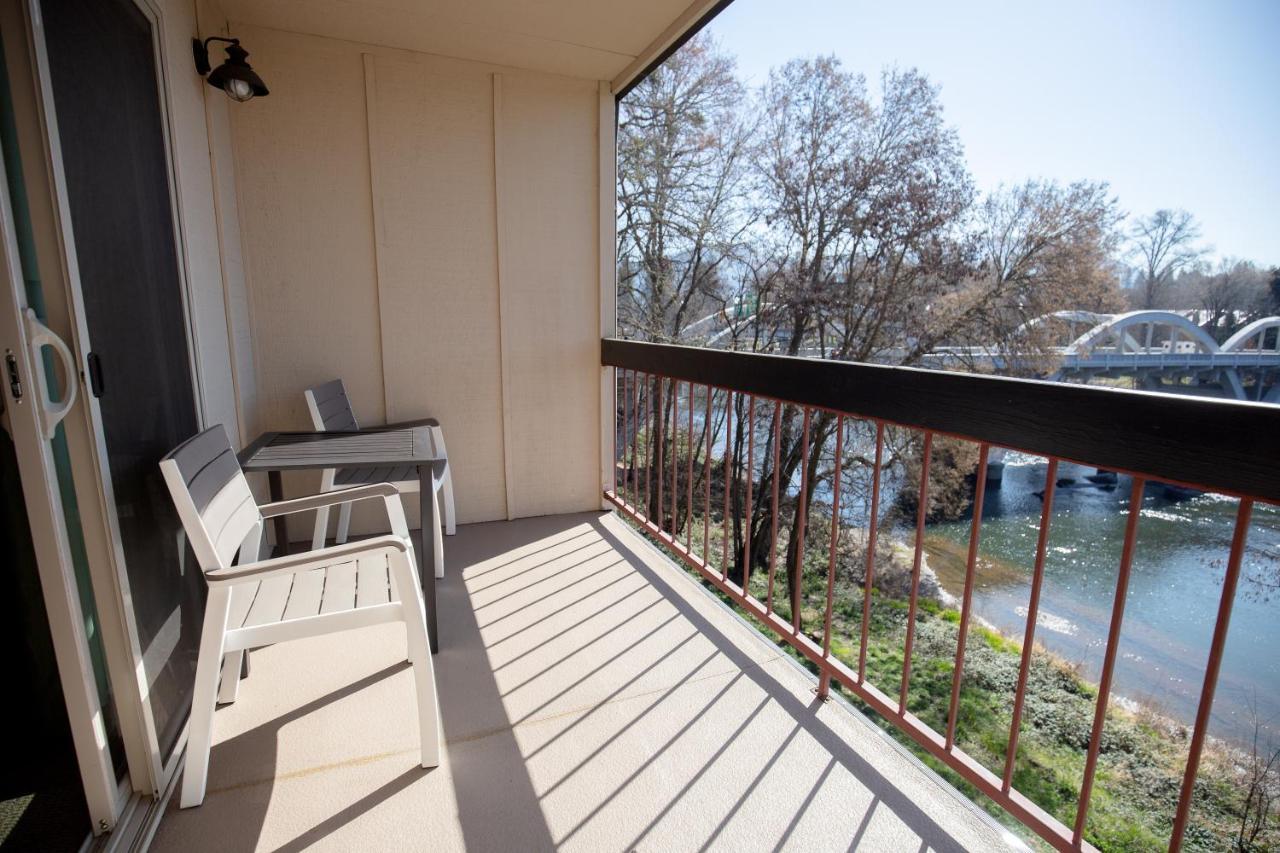 Riverside Inn Grants Pass Exterior foto